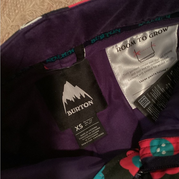 NWOT BURTON GIRLS ELITE CARGO FLORAL DESIGN SNOW PANTS SZ. XS - Picture 11 of 13